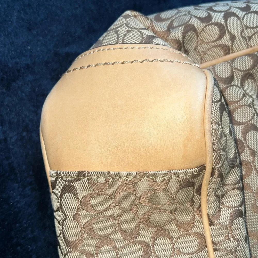 Vintage Coach Messenger Bag - Picture 5 of 10